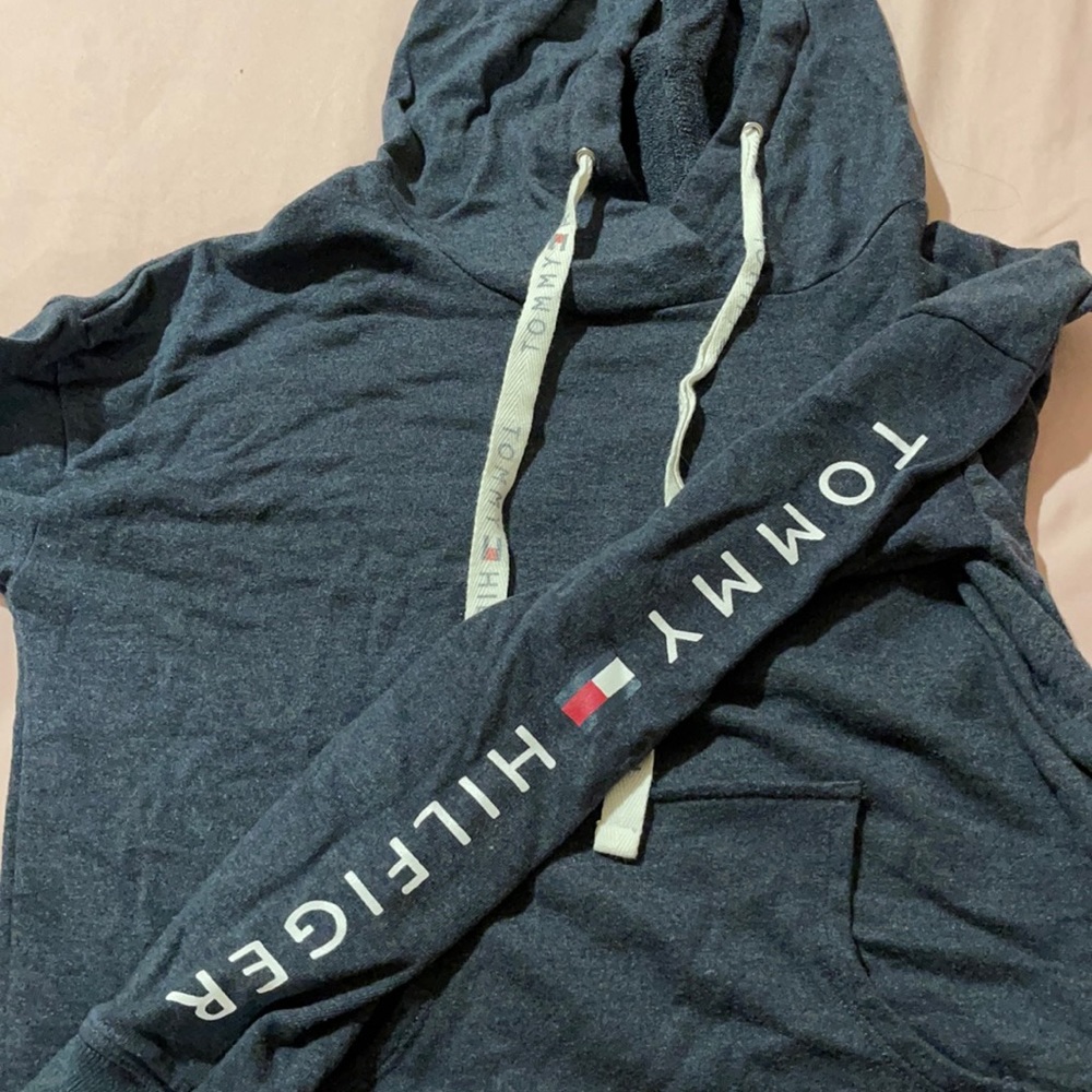 Tommy Hilfiger sweater